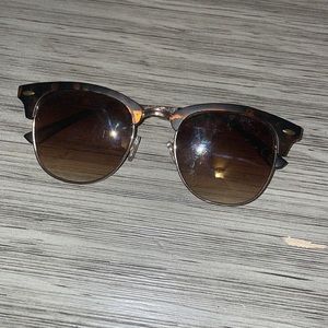Sunglasses, Good Condition!